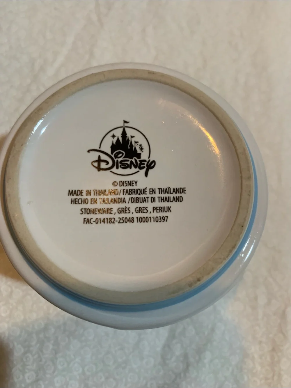 Disney Parks 4 Icons Disney World parks flower pot or would make a candle